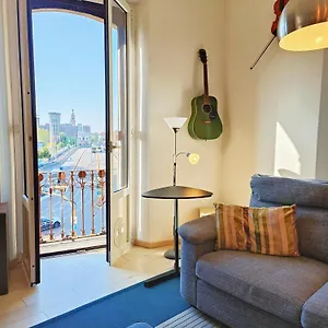 https://yr-apartments-isola.italymilanhotels.net